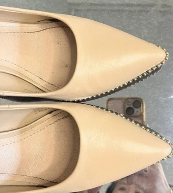 Coach Waverly High Heel Pumps. Nude/beige . Size 6.5. Very Good Condition - Picture 2 of 9